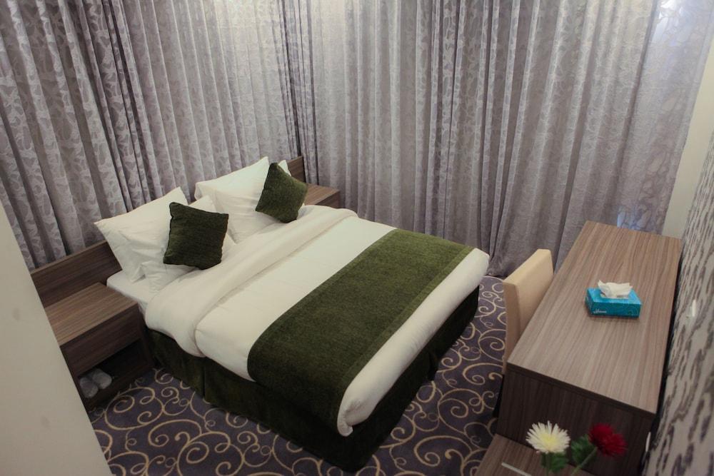 Almond Aparthotel